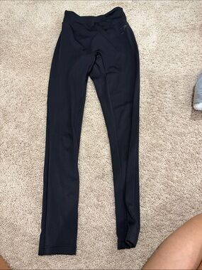 Black High-Waist Performance Leggings